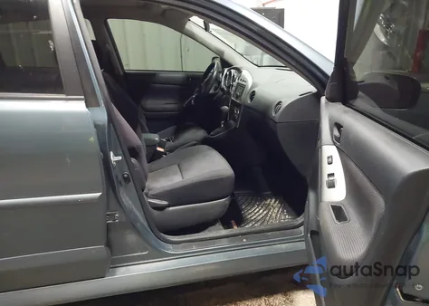 2006 Pontiac Vibe from USA, damaged, VIN 5Y2SL658X6Z422668